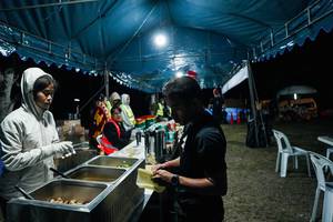 BIB: 
                            <button type="button" onclick="openModal(28154357)" class="btn btn-primary btn-sm float-right btn-popup" data-toggle="modal" data-target=".modal-high-quality">
                        <i class="fas fa-shopping-cart"></i> Add to Cart
                    </button>
                                            <button type="button" onclick="isThisMe(28154357, true)" class="btn btn-success btn-sm float-right btn-popup btn-isme hidden" data-toggle="tooltip" data-placement="bottom" title="นี่คือรูปของคุณใช่ไหม คลิกที่นี่เพื่อเอาเข้าอัลบั้ม">
                        <i class="fas fa-plus"></i> Add to album
                    </button>
                    <button type="button" onclick="isThisMe(28154357, false)" class="btn btn-warning btn-sm float-right btn-popup btn-isnotme hidden">
                        <i class="fas fa-ban"></i> Remove from album
                    </button>